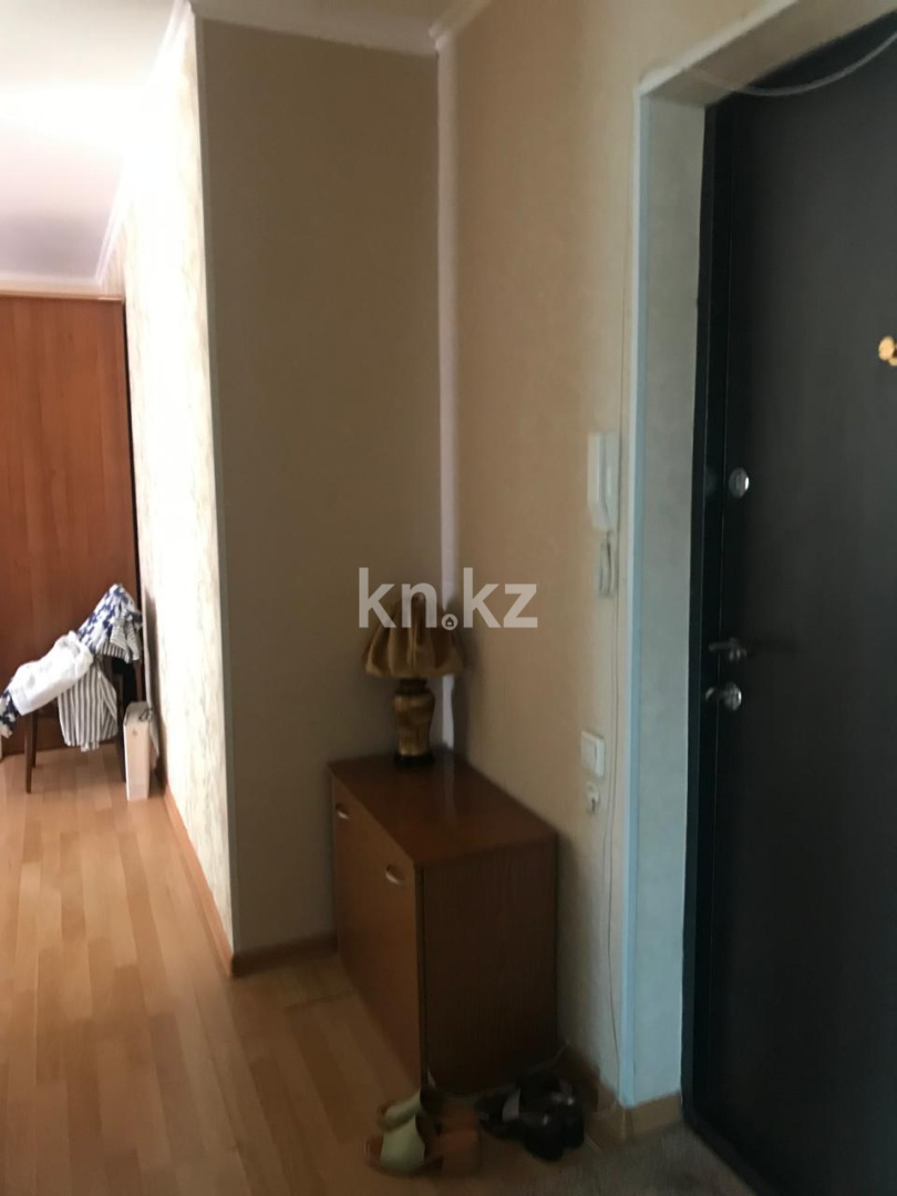 Продажа 2-комнатной квартиры, 58 м² в Усть-Каменогорске - фото 9