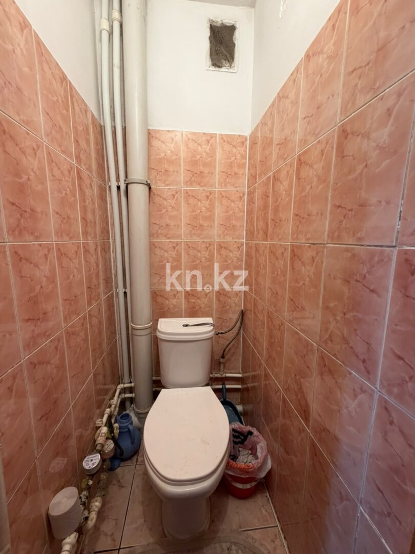 Продажа 3-комнатной квартиры, 65 м² в Караганде - фото 24