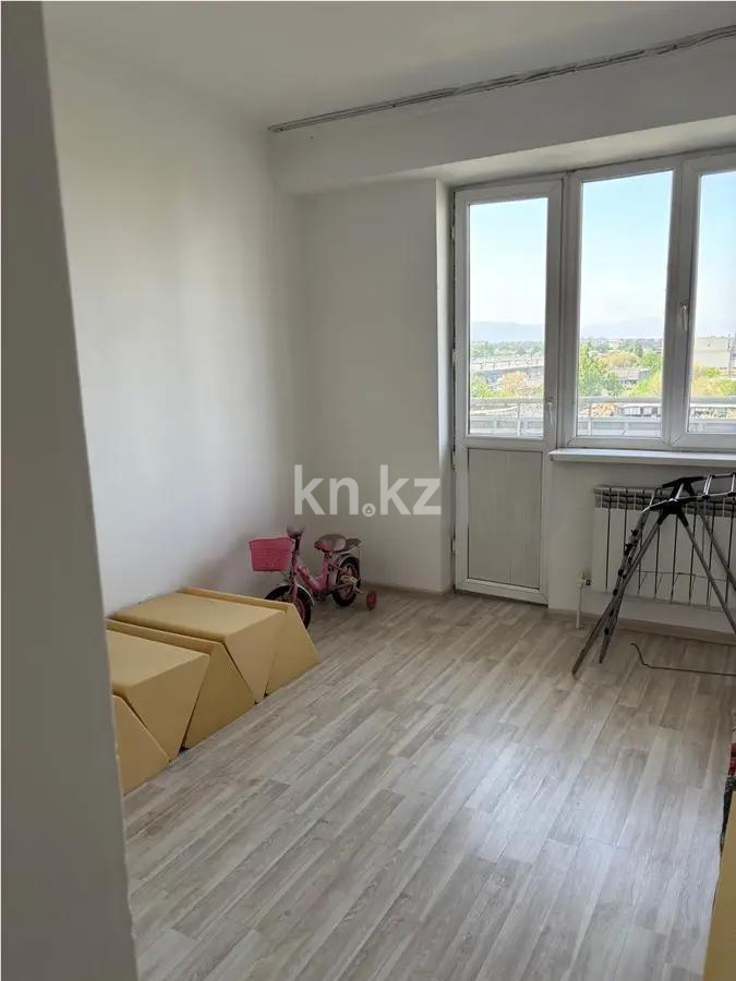 Продажа 3-комнатной квартиры, 84 м², ул. Утеген батыра, дом  17б в Алматы - фото 3