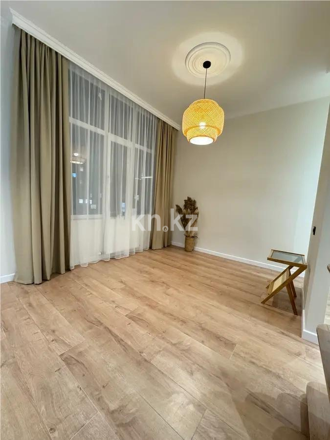 Продажа 1-комнатной квартиры, 36 м², пр. Туран, дом  52/2 в Астане