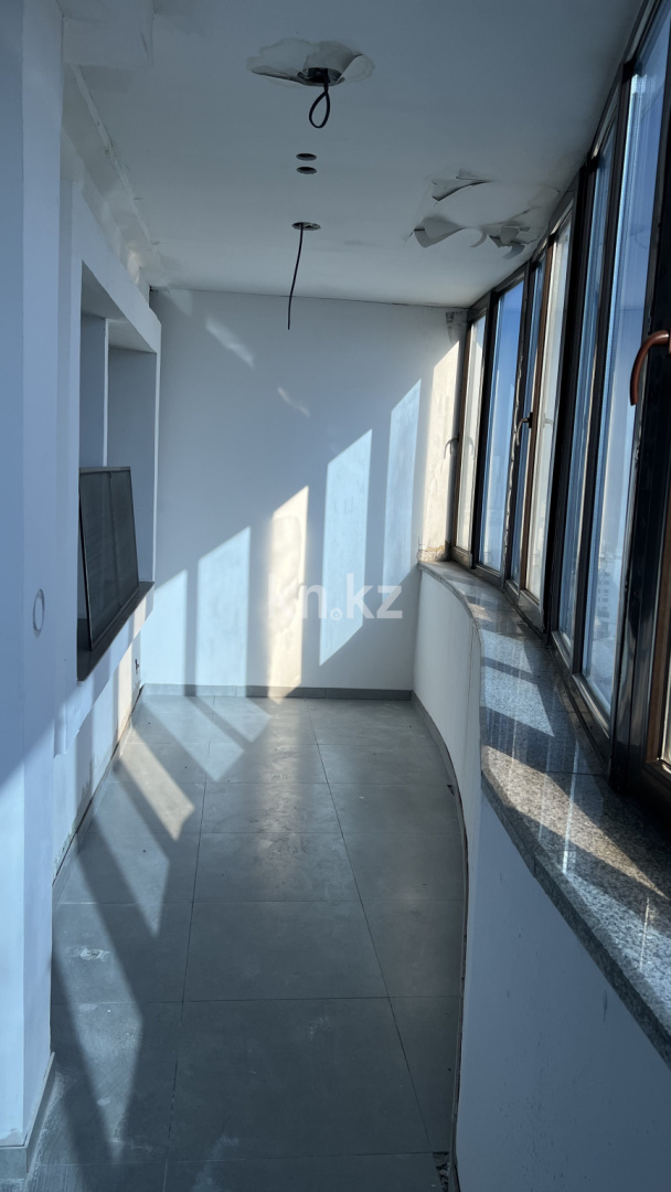 Продажа 3-комнатной квартиры, 100.6 м², ул. Мендикулова, дом  22 в Алматы - фото 2