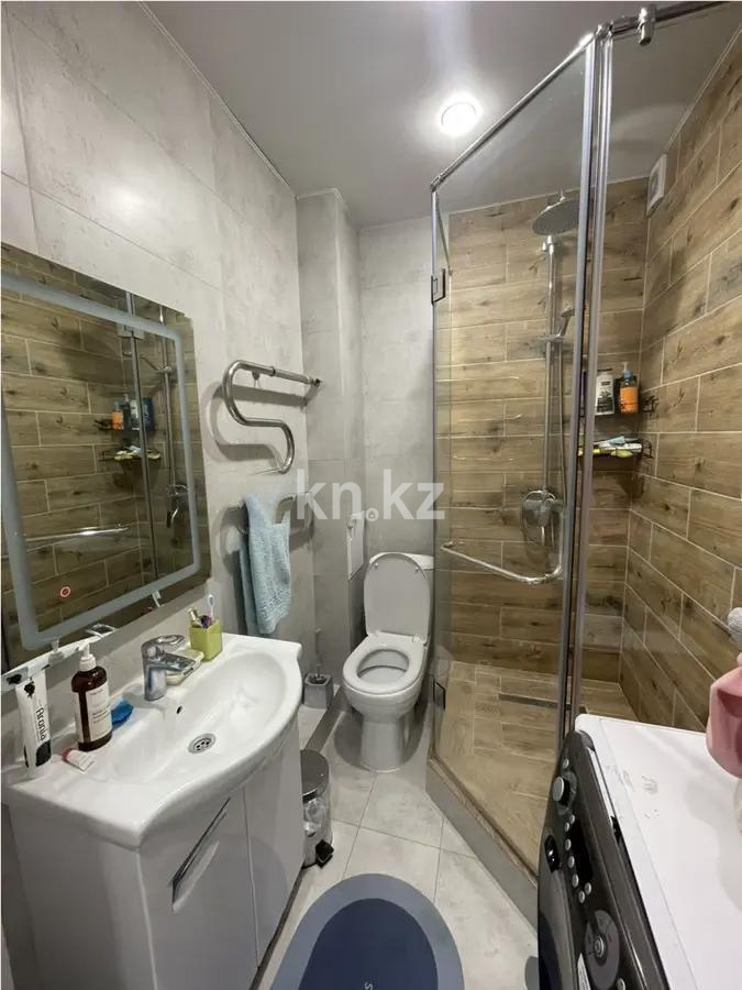 Продажа 3-комнатной квартиры, 70 м², ул. Жарокова, дом  286 в Алматы - фото 4