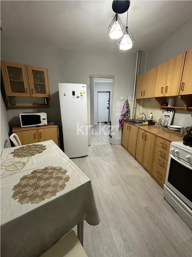 Продажа 3-комнатной квартиры, 71 м², мкр-н Коктем-2, дом  11а в Алматы - фото 4