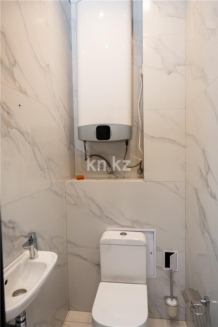 Продажа 6-комнатной квартиры, 345 м², ул. Муканова, дом  53 в Караганде - фото 54