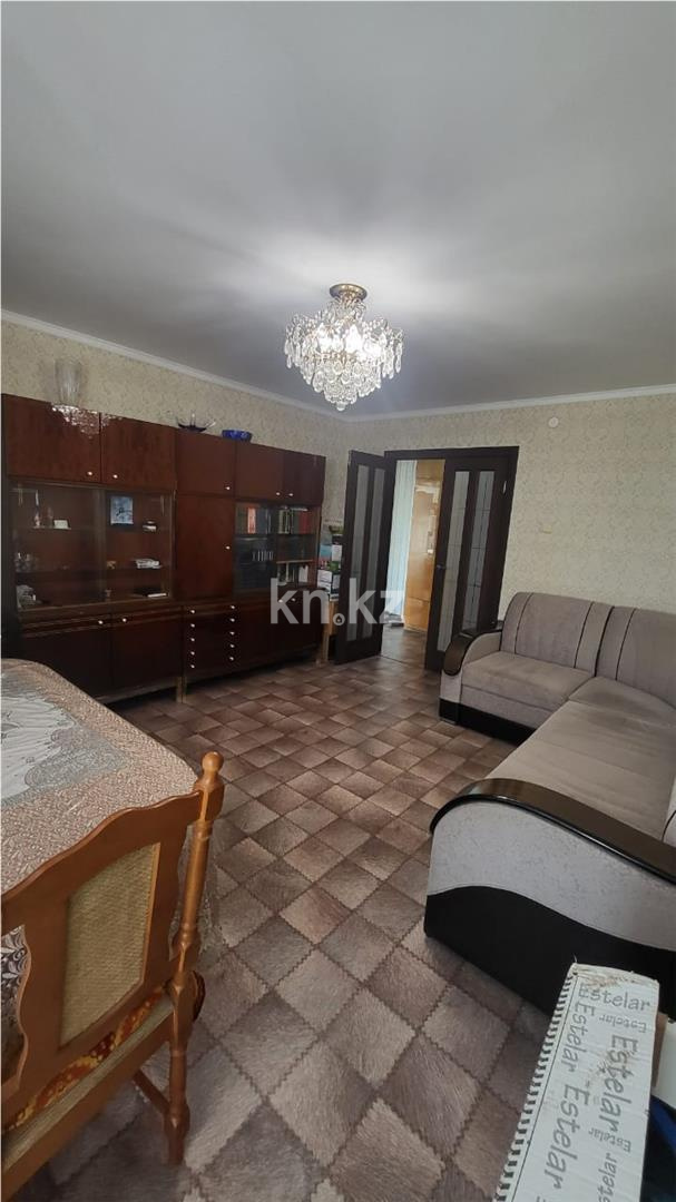 Продажа 3-комнатной квартиры, 62 м², пр. Республики в Караганде - фото 3