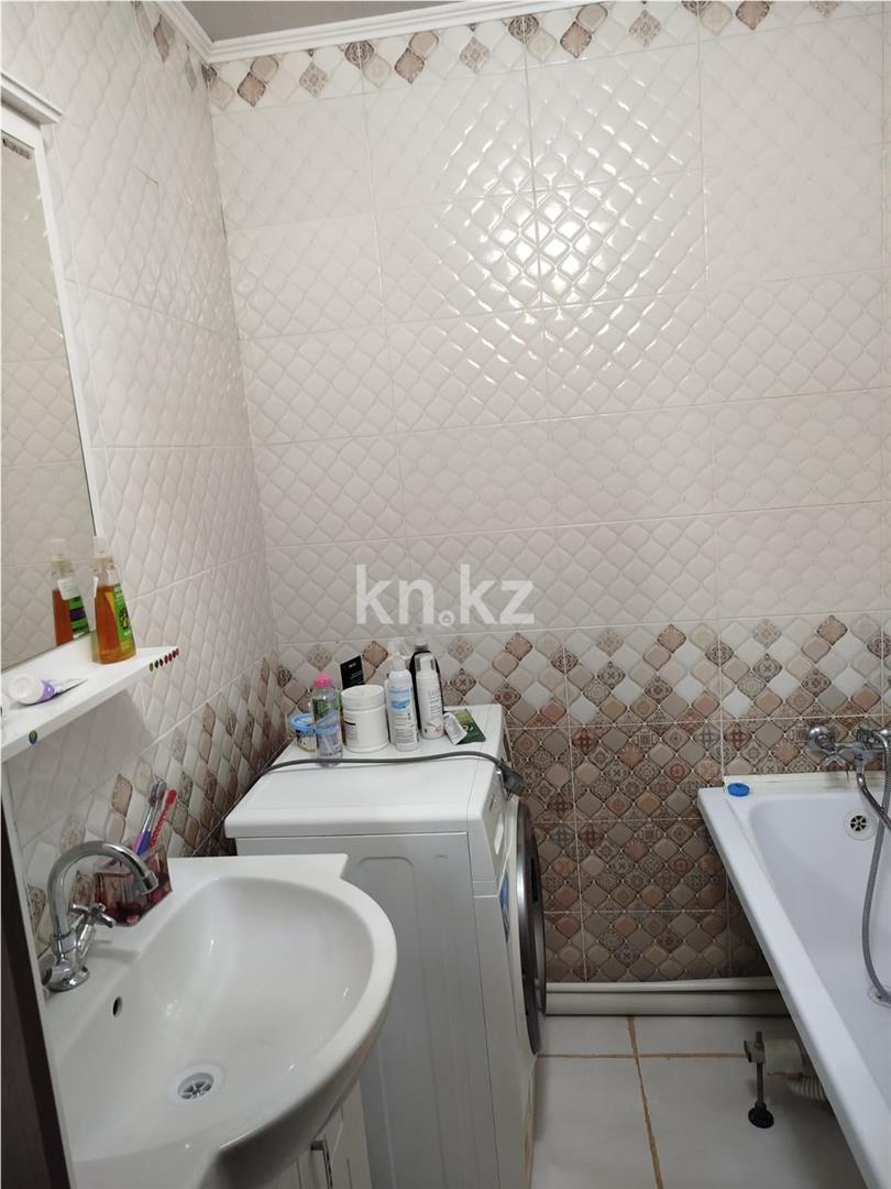 Продажа 2-комнатной квартиры, 49 м², мкр. Мамраева (Восток-5) в Караганде - фото 6