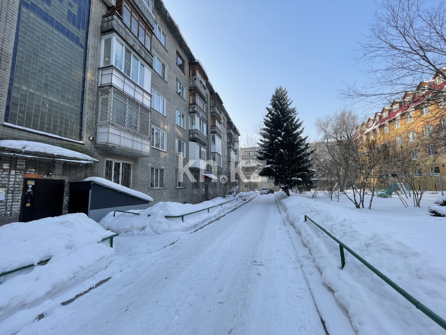 Продажа 3-комнатной квартиры, 80 м² в Усть-Каменогорске - фото 22