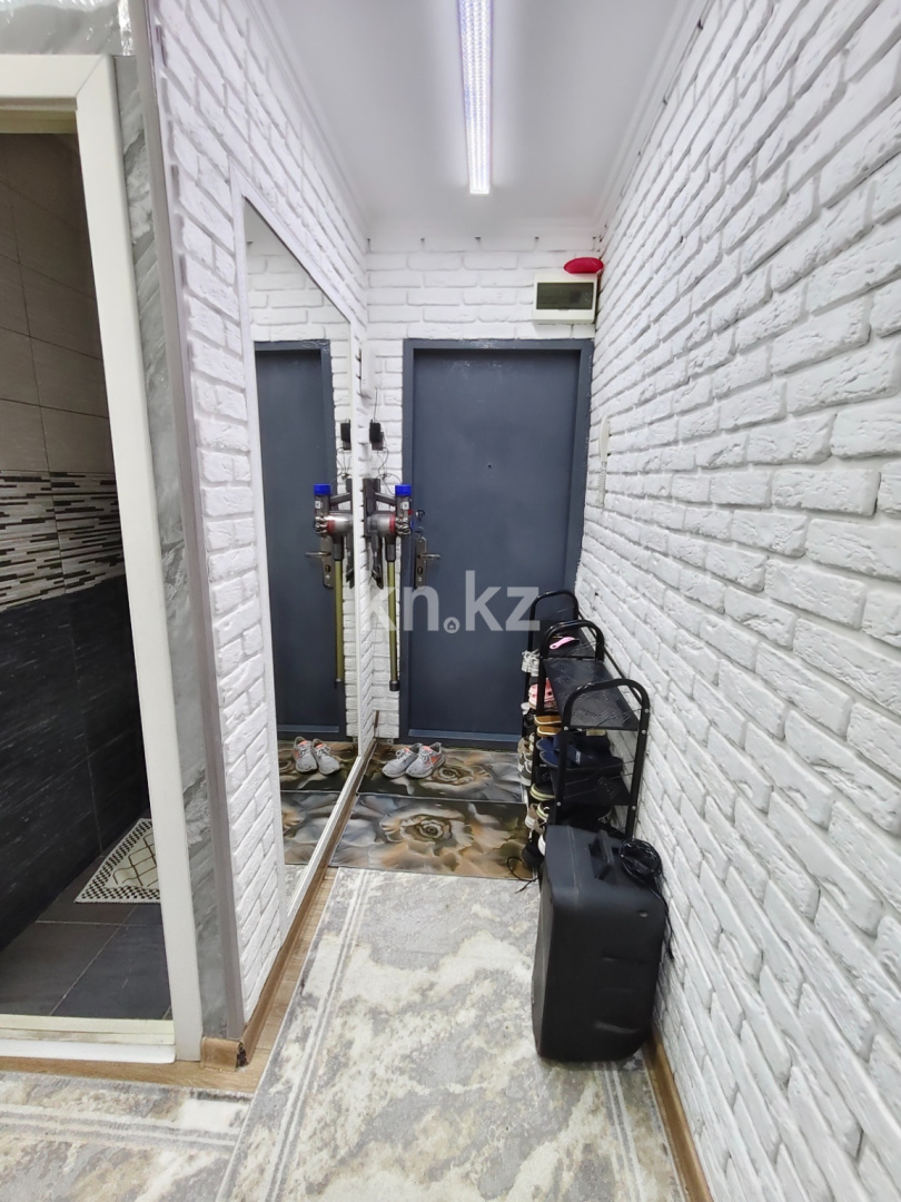 Продажа 3-комнатной квартиры, 60 м² в Алматы - фото 2