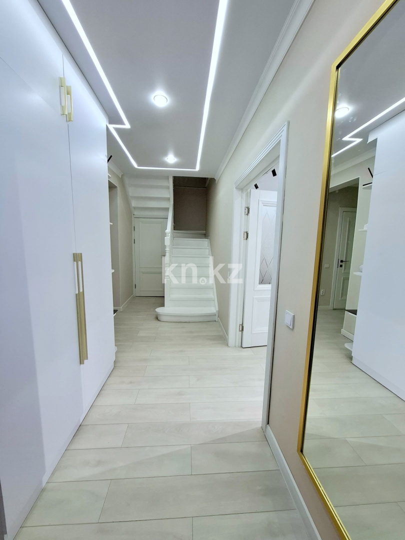 Продажа 5-комнатной квартиры, 160 м², мкр. Аксай-1а в Алматы - фото 17