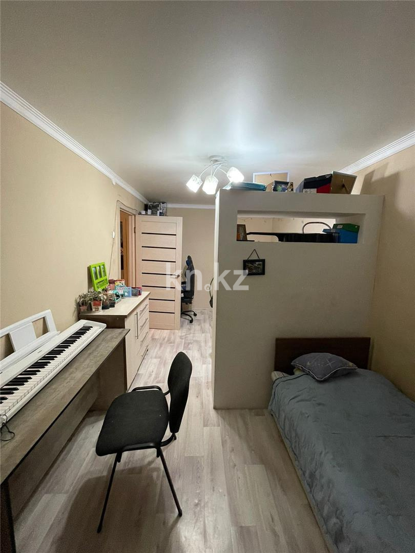 Продажа 3-комнатной квартиры, 61 м², ул. Крылова, дом  4 в Караганде - фото 7