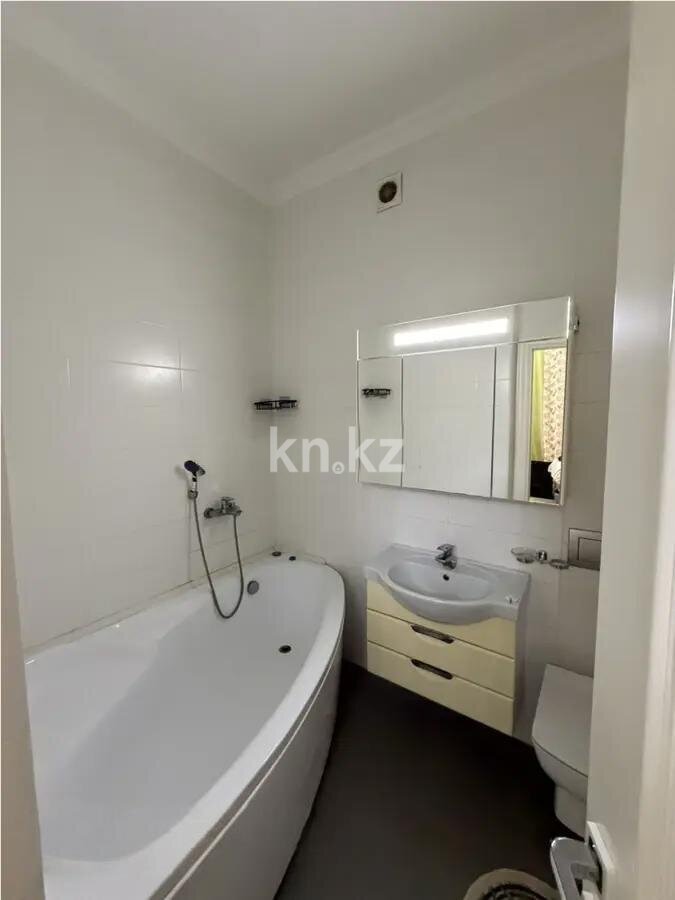 Продажа 3-комнатной квартиры, 95.6 м² в Астане - фото 4