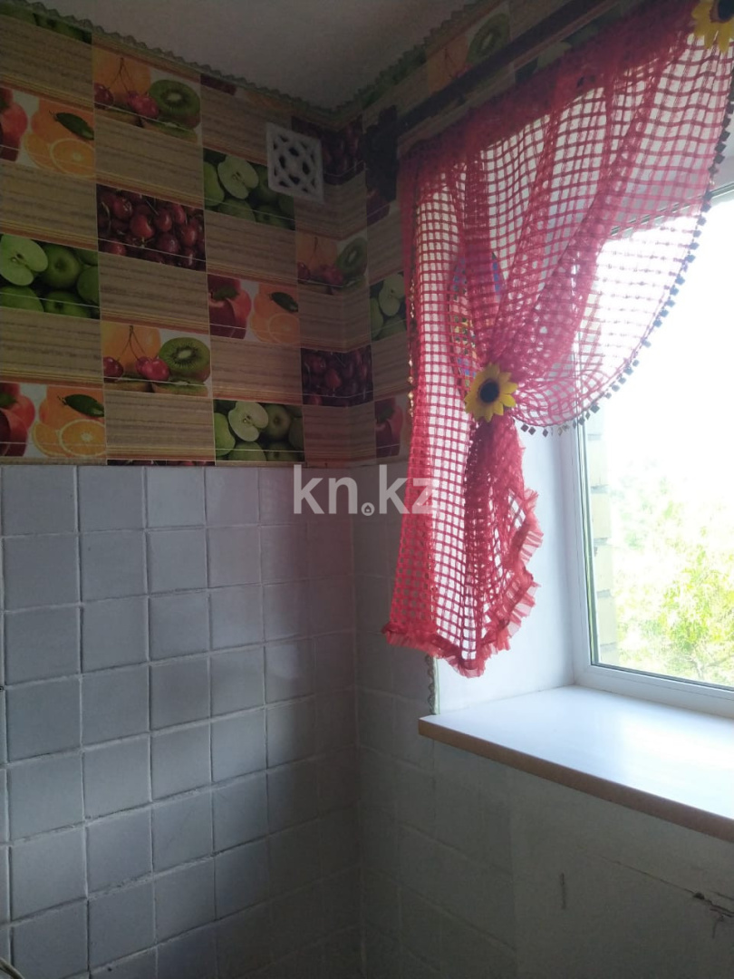 Продажа 3-комнатной квартиры, 42 м², ул. Зелинского, дом  28/1 в Караганде - фото 2