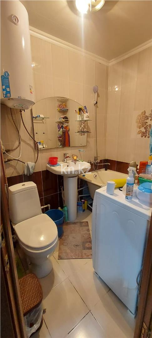 Продажа 3-комнатной квартиры, 62 м², мкр-н 16 в Караганде - фото 8