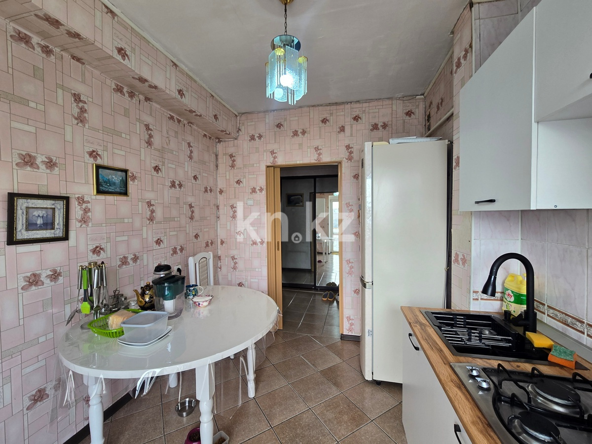 Продажа 3-комнатной квартиры, 64.6 м² в Алматы - фото 3