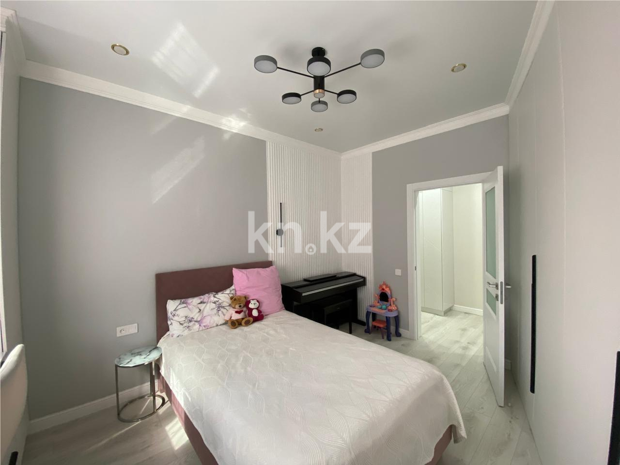 Продажа 3-комнатной квартиры, 107 м², ул. Муканова в Караганде - фото 7