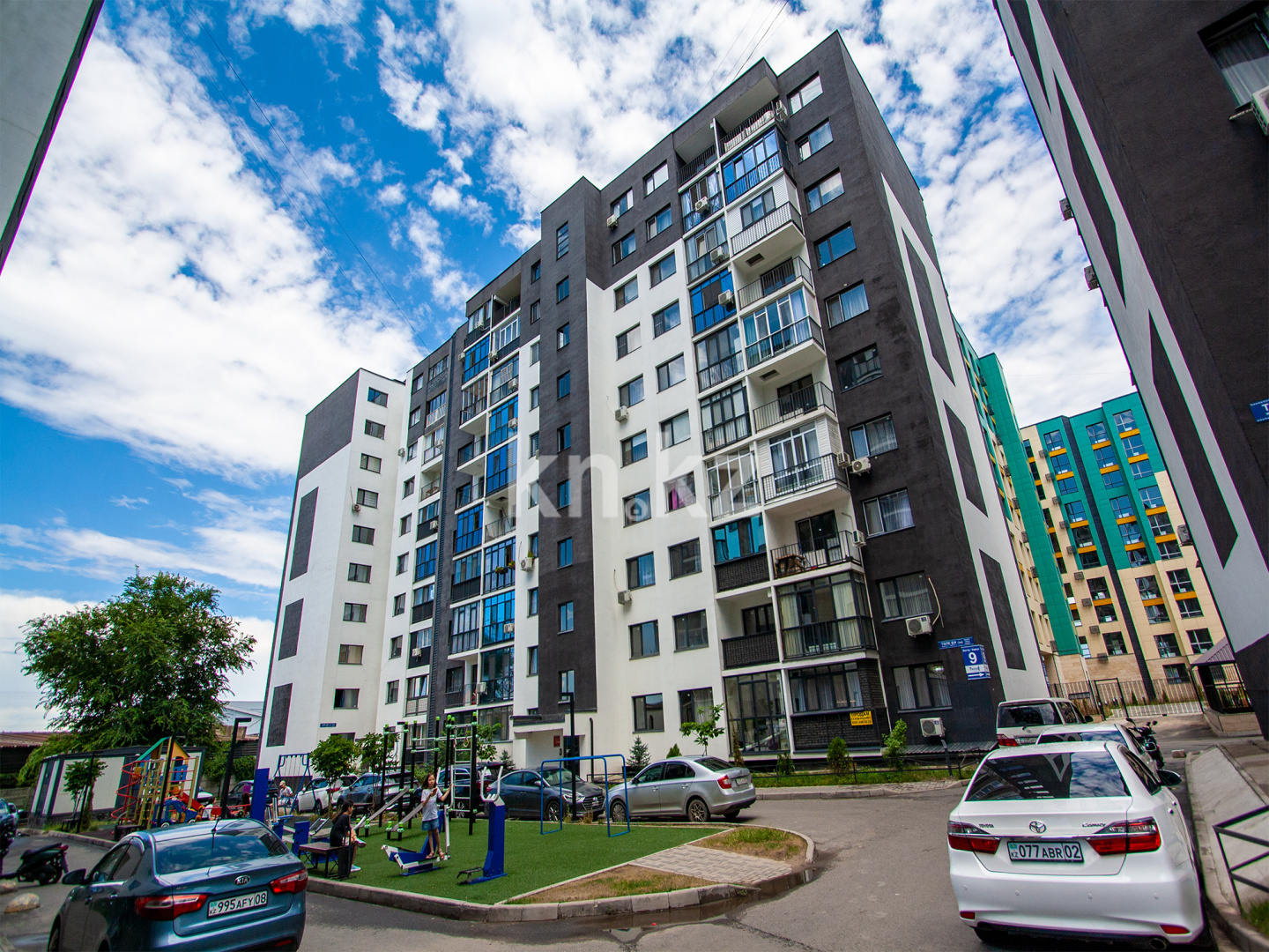 Продажа 2-комнатной квартиры, 76.7 м² в Алматы - фото 11
