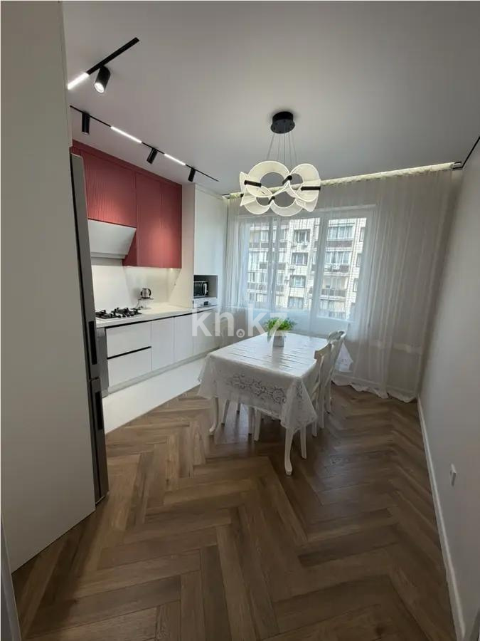Продажа 2-комнатной квартиры, 76.5 м² в Алматы - фото 3