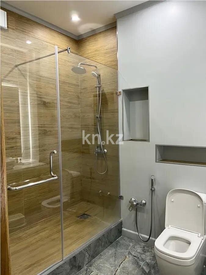 Продажа 4-комнатной квартиры, 140 м² в Астане - фото 7