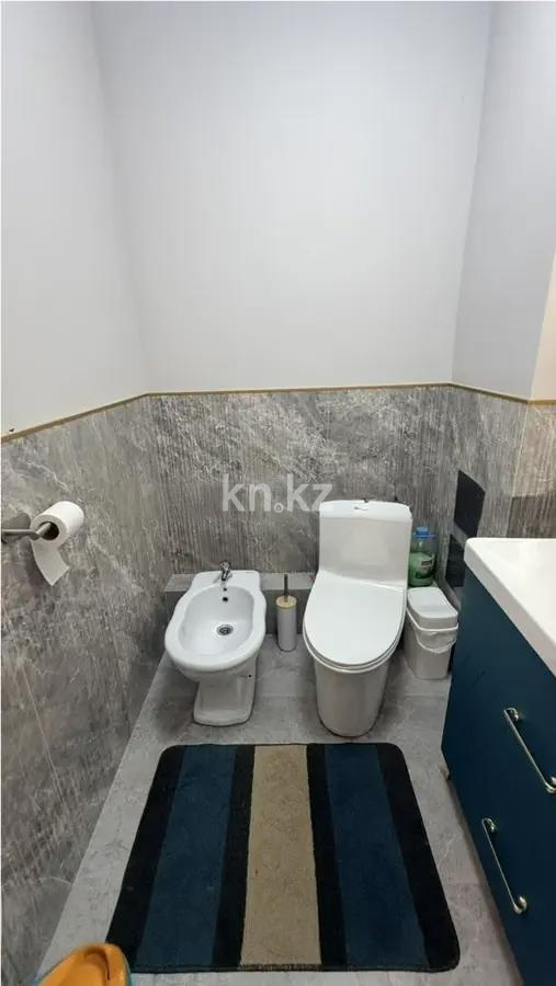 Продажа 2-комнатной квартиры, 65 м² в Алматы - фото 8