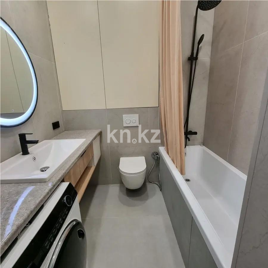 Продажа 3-комнатной квартиры, 92 м², ул. Утеген батыра, дом  11в в Алматы - фото 5