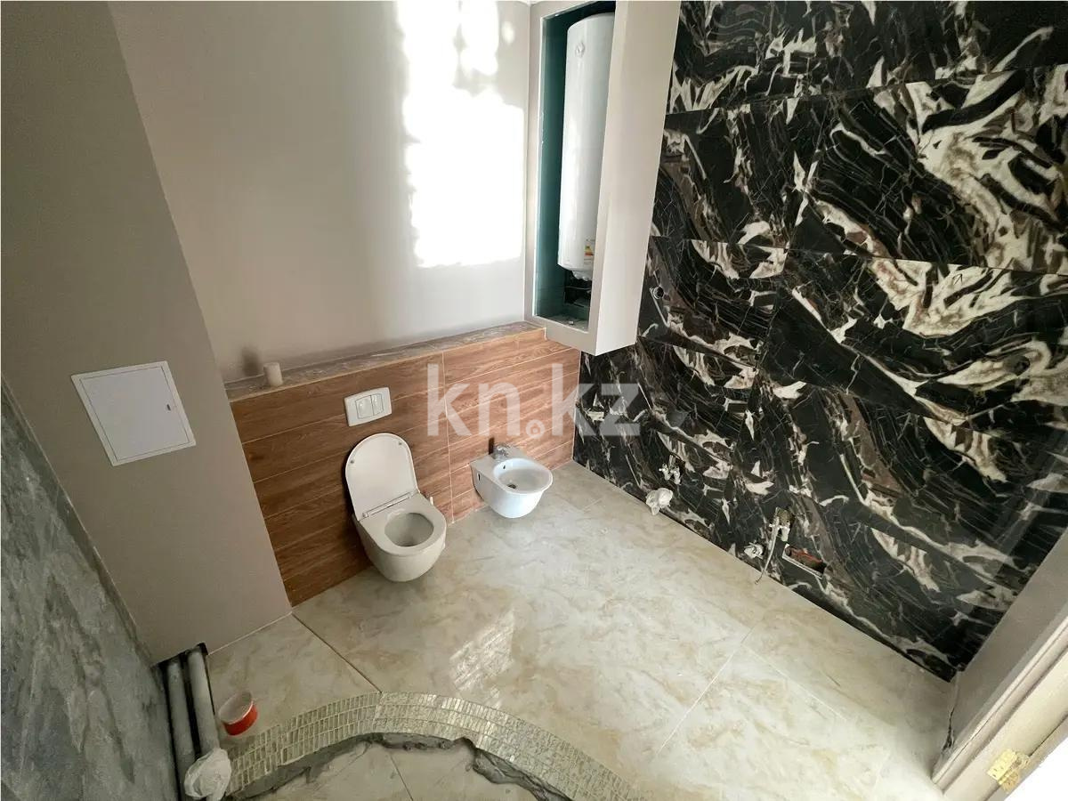 Продажа 4-комнатной квартиры, 140 м² в Астане - фото 3