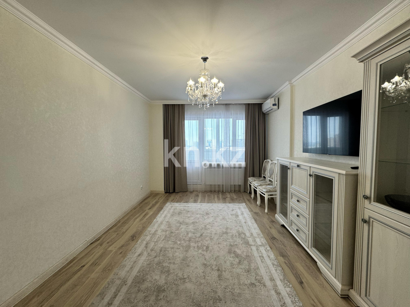 Продажа 3-комнатной квартиры, 89 м², пр. Шахтеров, дом  52 в Караганде - фото 2