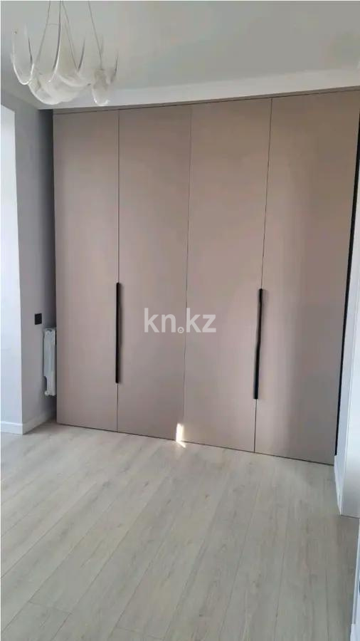 Продажа 2-комнатной квартиры, 40 м², ул. Манаса, дом  85 в Алматы - фото 2