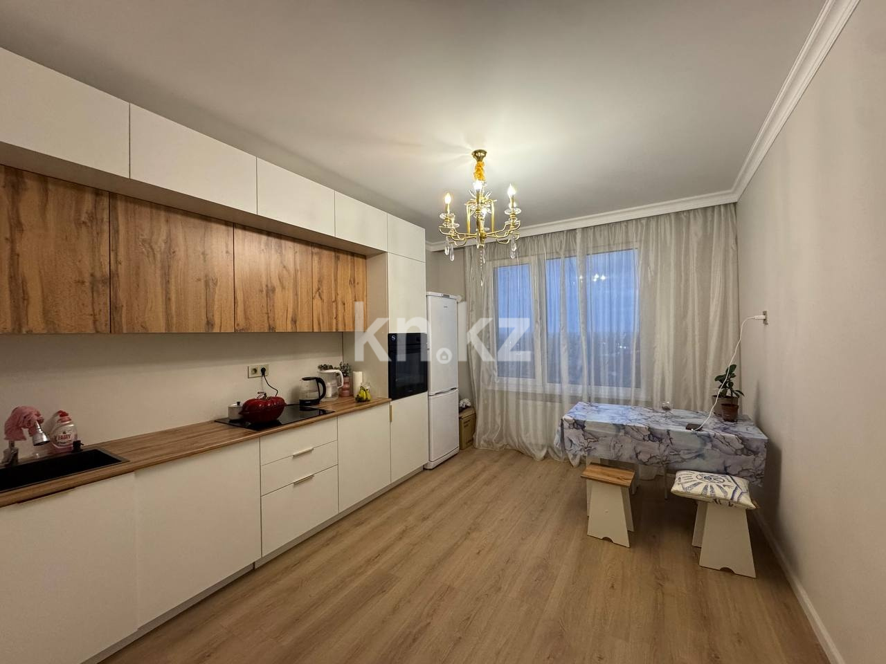 Продажа 2-комнатной квартиры, 60 м² в Астане