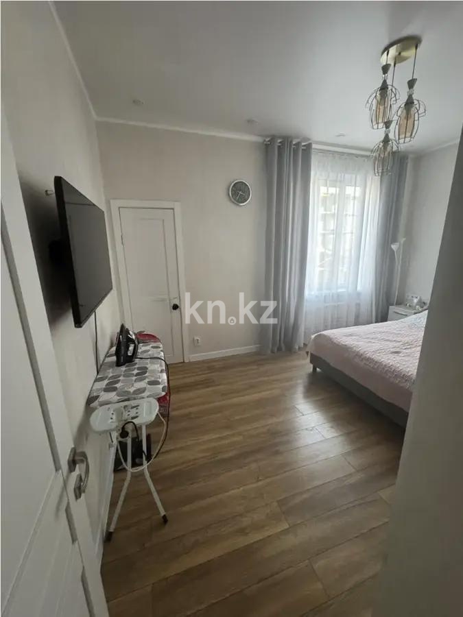Продажа 3-комнатной квартиры, 86 м², ул. Дюсембекова, дом  83/1 в Караганде - фото 3