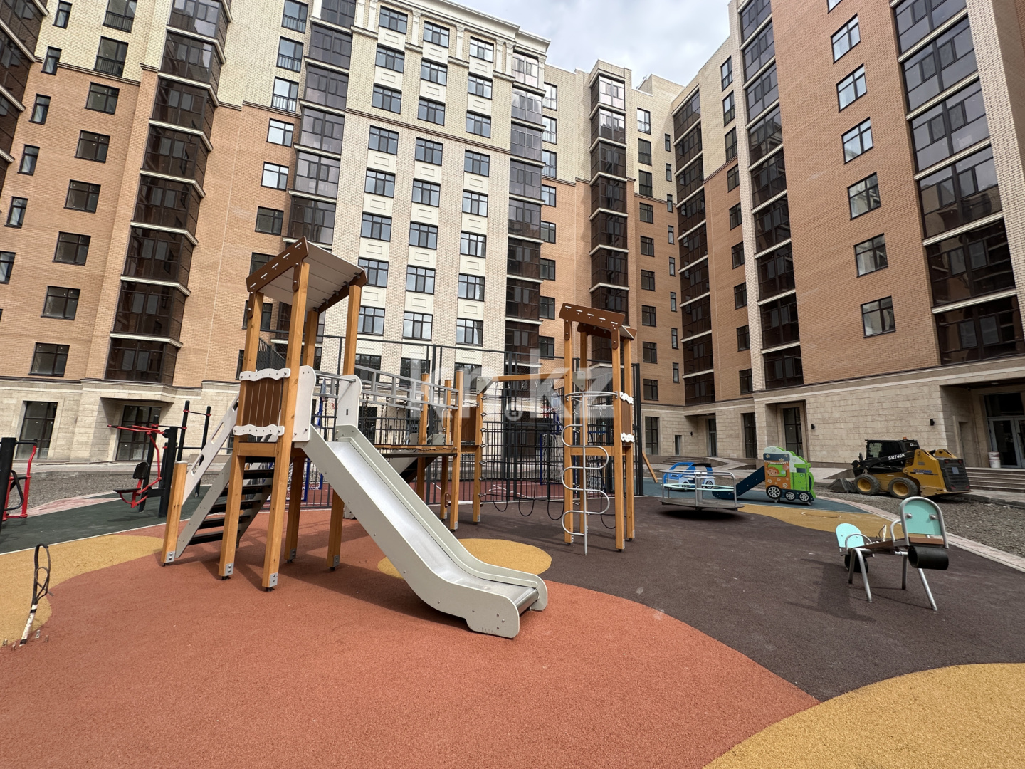 Продажа 2-комнатной квартиры, 71.6 м², мкр. Гульдер-1, дом  3а в Караганде - фото 6