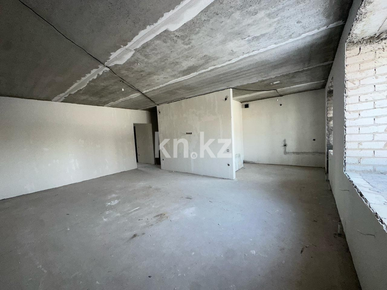 Продажа 4-комнатной квартиры, 105 м², ул. Дюсембекова в Караганде - фото 6