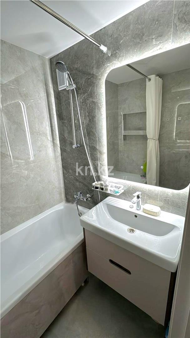 Продажа 3-комнатной квартиры, 70 м², мкр-н 8 в Темиртау - фото 9