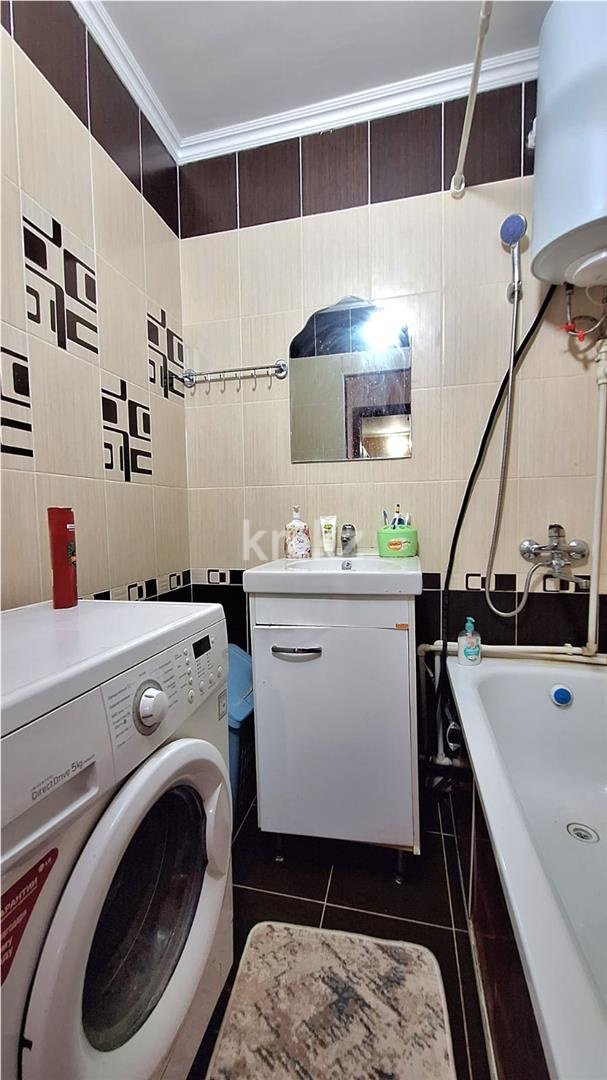 Продажа 4-комнатной квартиры, 77 м², ул. Карла Маркса в Караганде - фото 11