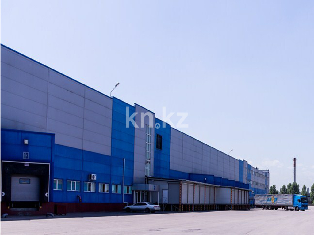 Аренда , 7898 м², Суюнбая, дом  258В в Алматы