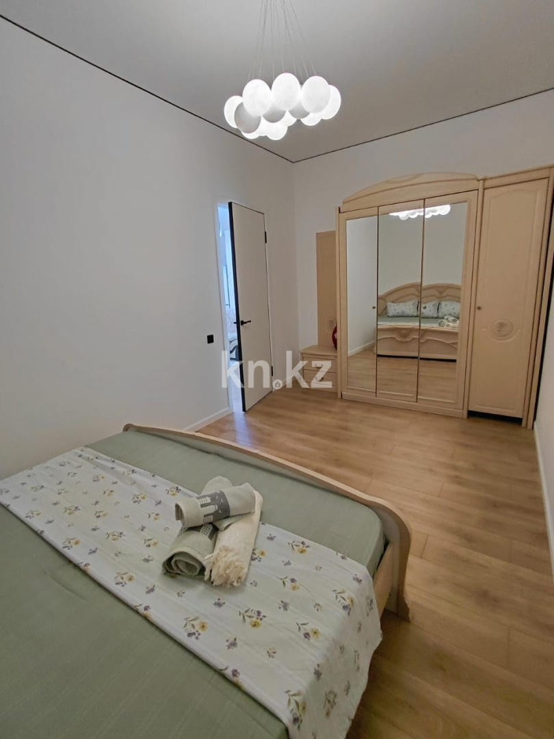 Аренда 3-комнатной квартиры посуточно, 80 м² в Алматы - фото 11