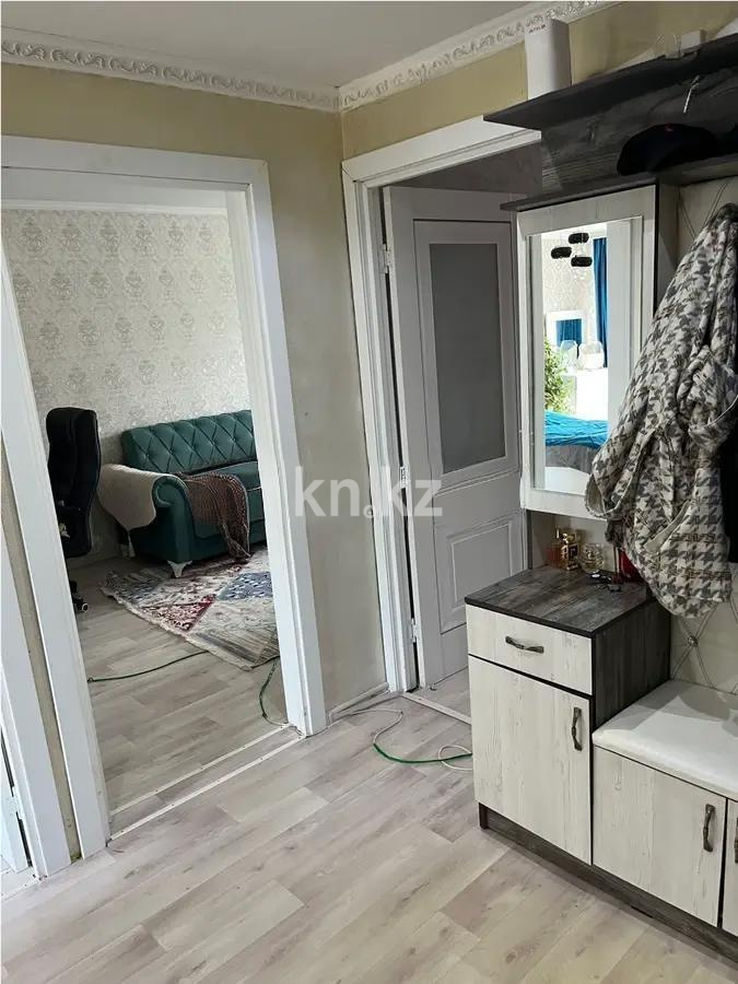 Продажа 3-комнатной квартиры, 65 м², 17 мкр., дом  42 в Караганде - фото 5