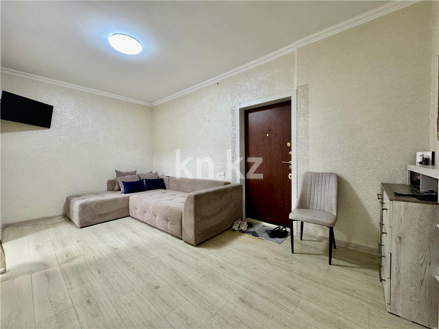 Продажа 1-комнатной квартиры, 48 м², пр. Шахтеров, дом  31б в Караганде - фото 7