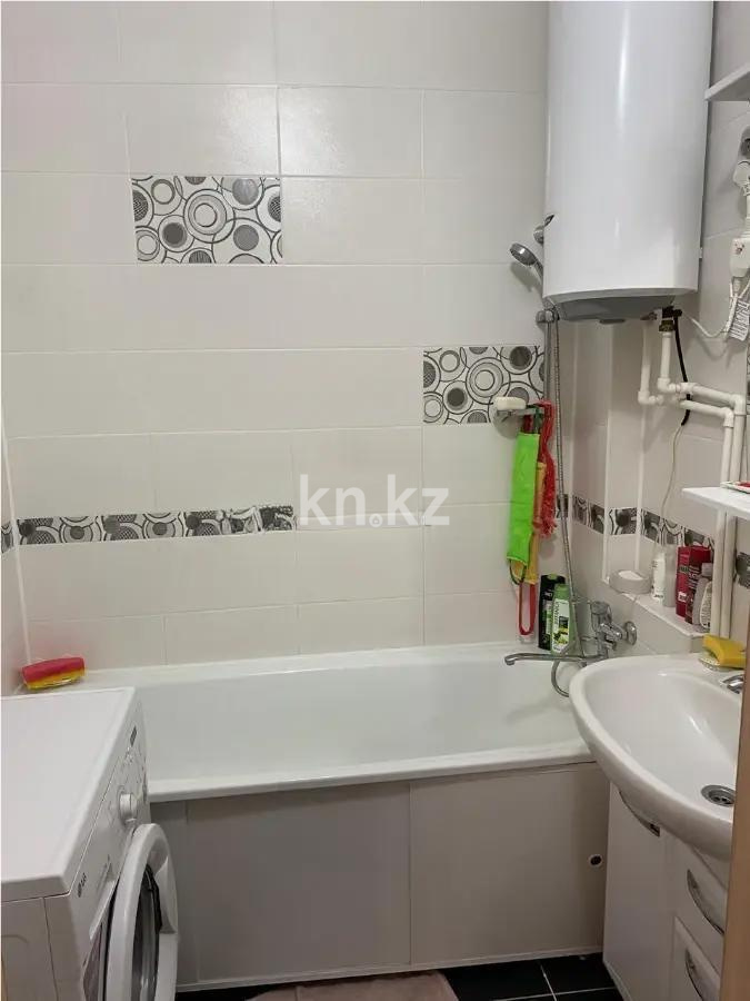 Продажа 3-комнатной квартиры, 86 м², ул. Лободы, дом  22 в Караганде - фото 4