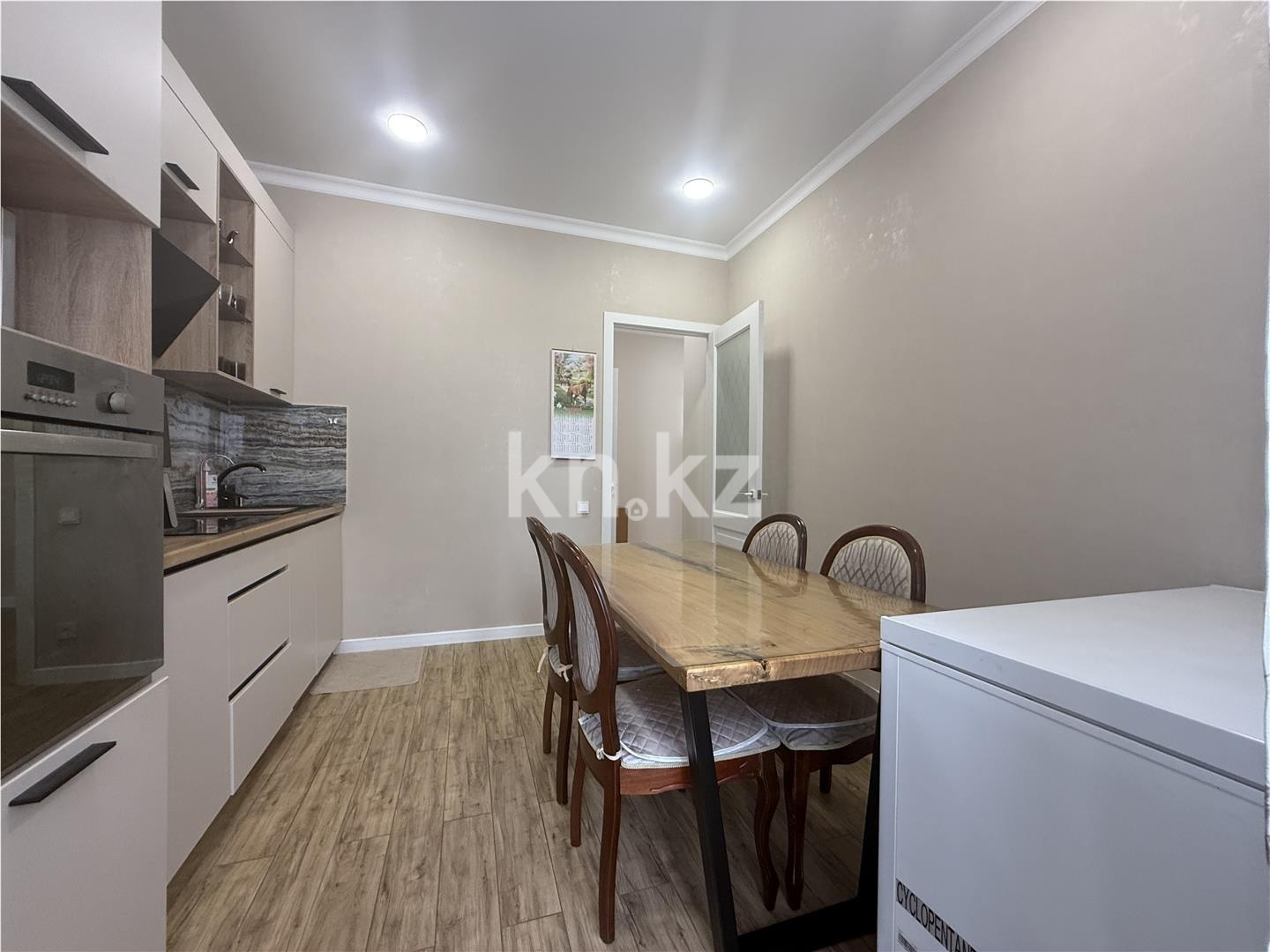 Продажа 2-комнатной квартиры, 63 м² в Караганде