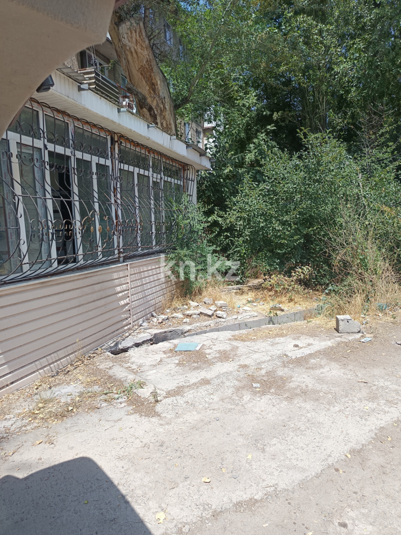 Продажа , 80 м², 6 мкр, дом  5 в Таразе