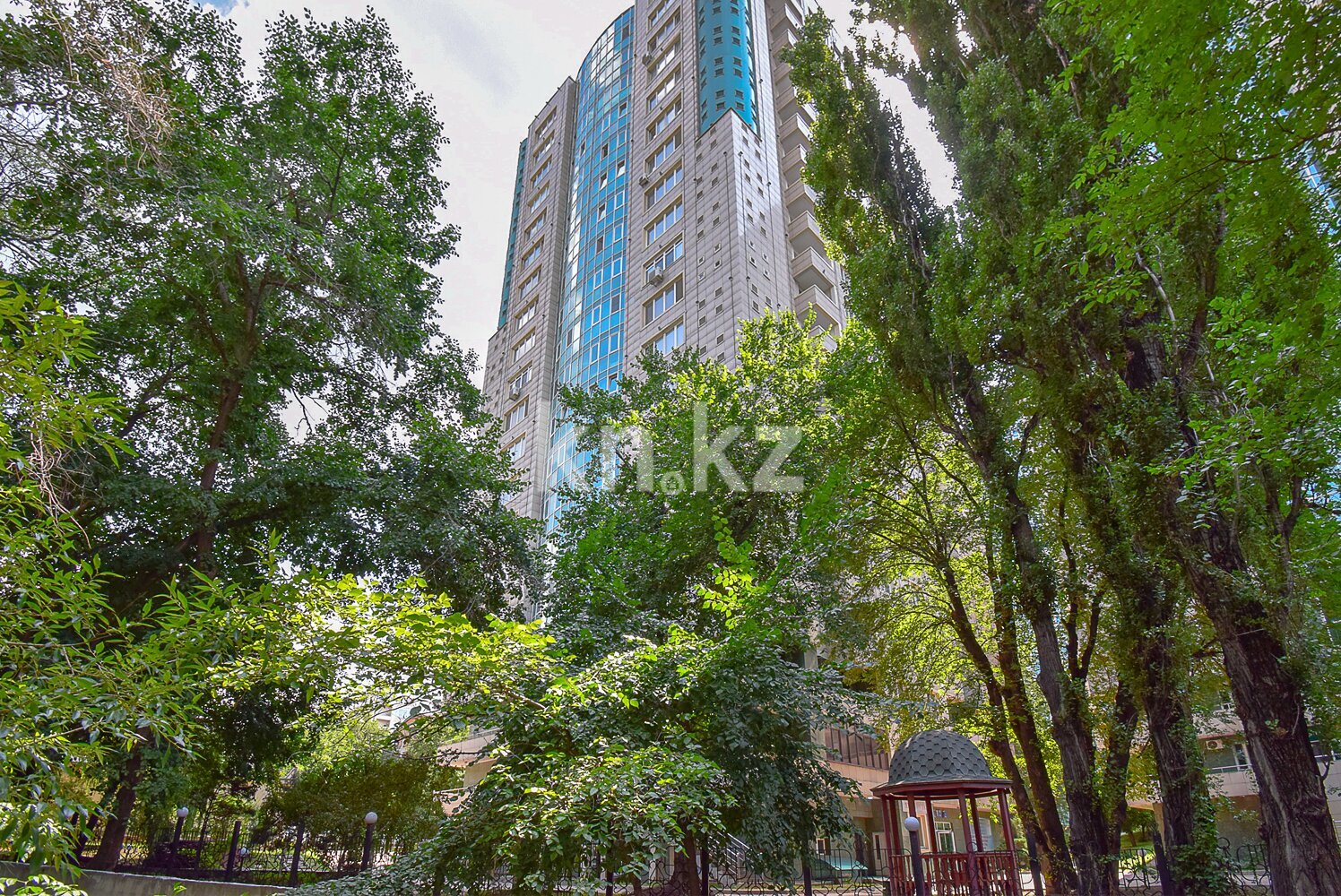 Продажа 4-комнатной квартиры, 241 м² в Алматы - фото 39
