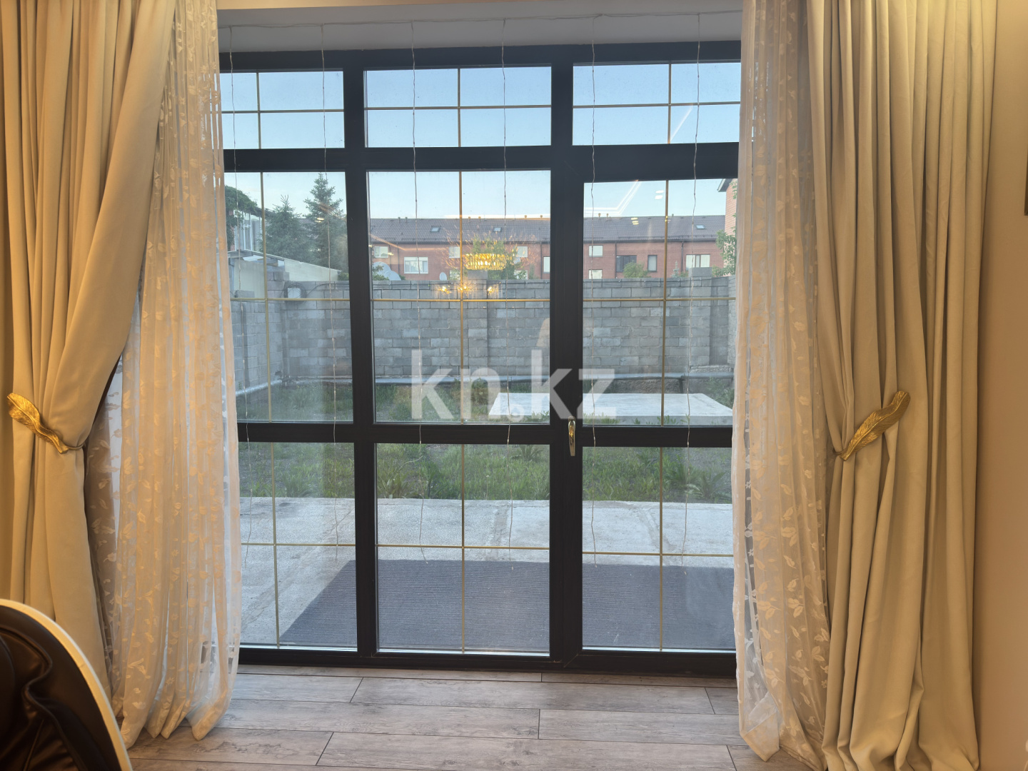 Продажа 5-комнатного дома, 400 м², ул. Муканова, дом  45/28 в Караганде - фото 16