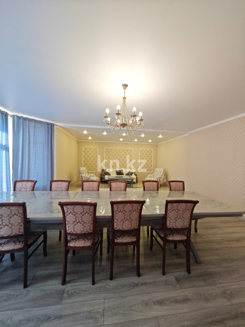 Продажа 7-комнатного дома, 450 м² в Караганде