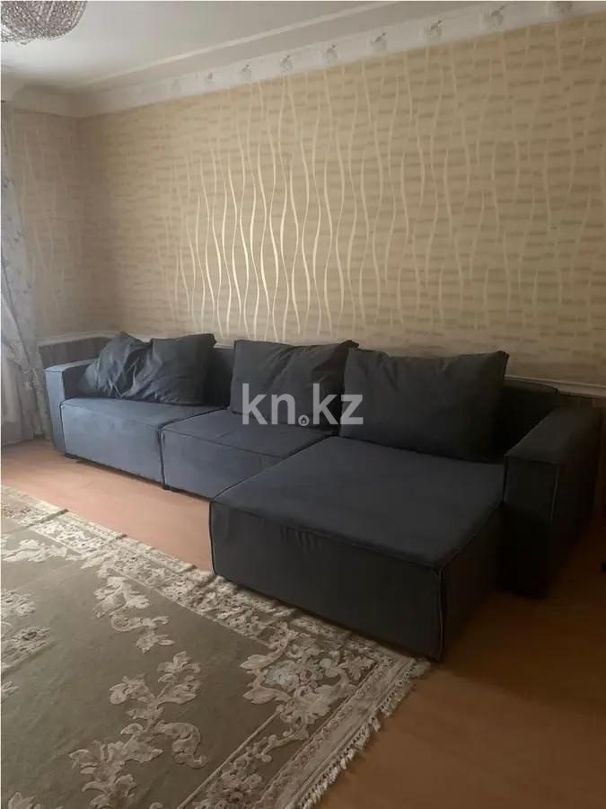 Продажа 3-комнатной квартиры, 102 м², ул. Алиханова, дом  24/6 в Караганде - фото 2