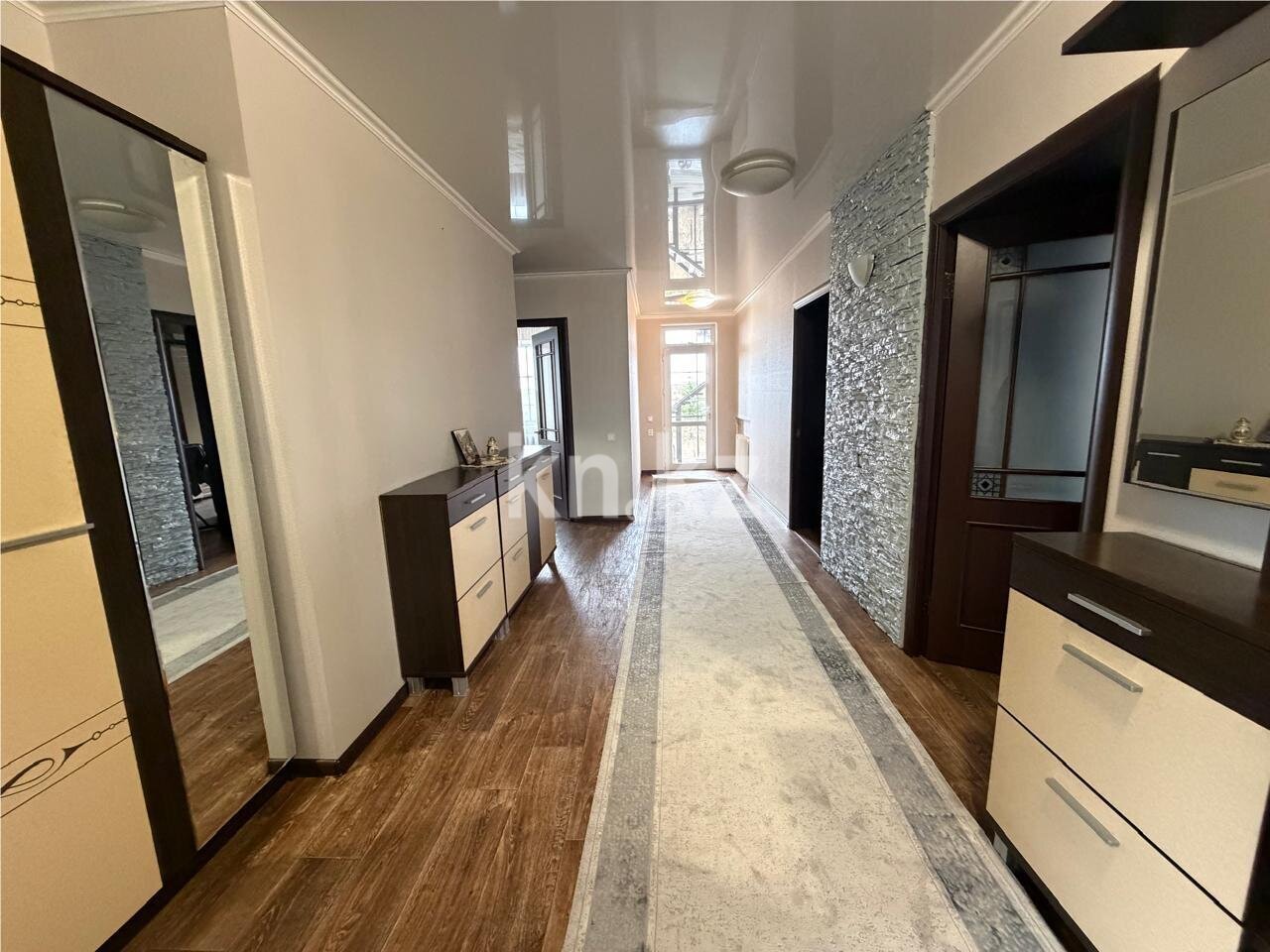 Продажа 5-комнатного дома, 241.9 м² в Караганде - фото 11