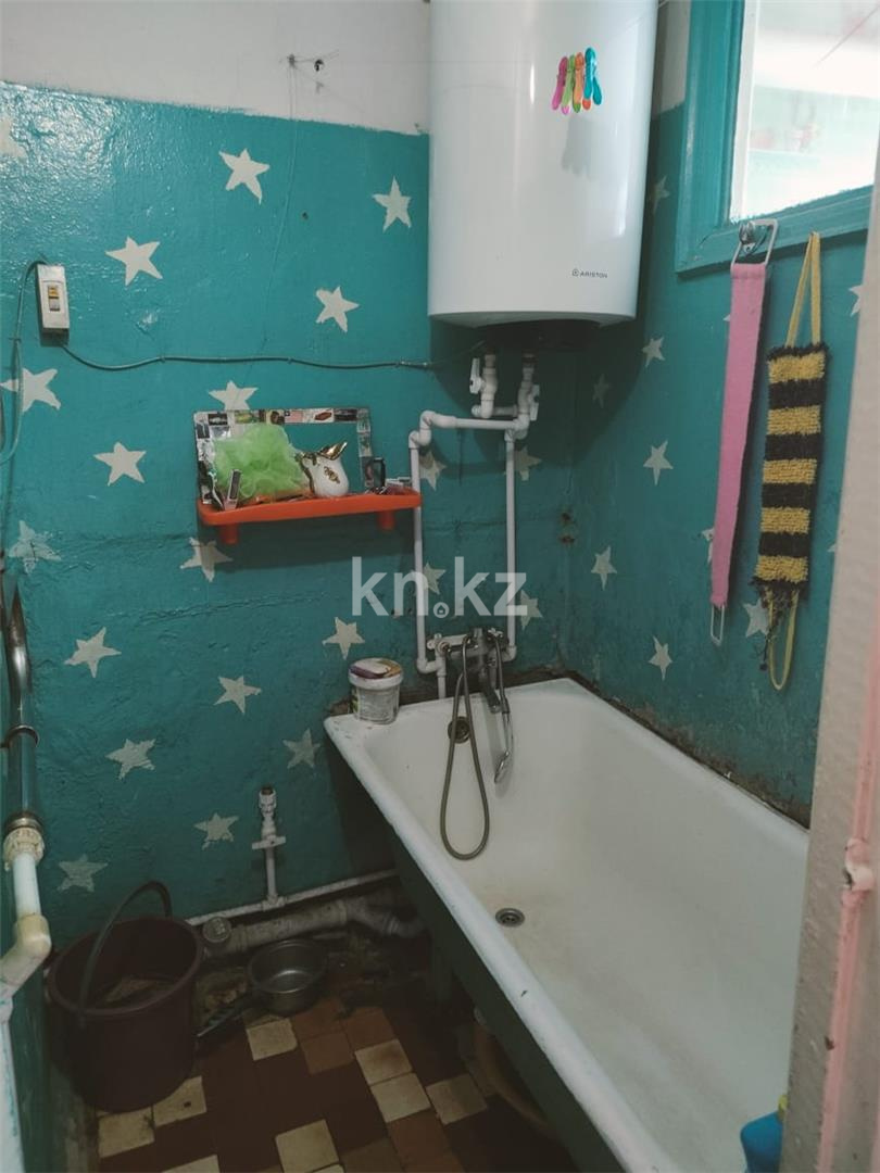 Продажа 3-комнатной квартиры, 52 м², ул. Дружбы в Караганде - фото 6