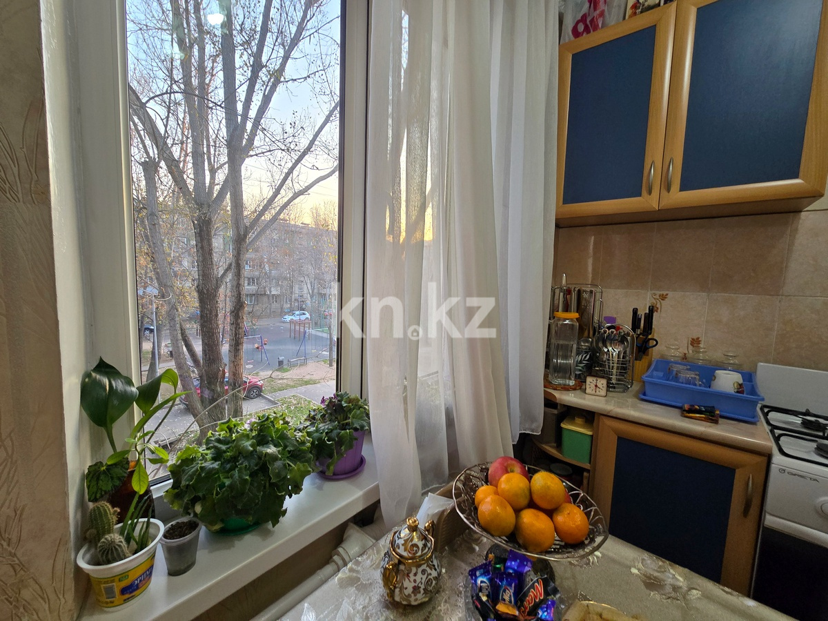 Продажа 2-комнатной квартиры, 43 м², мкр-н Аксай-2, дом  3 в Алматы - фото 6