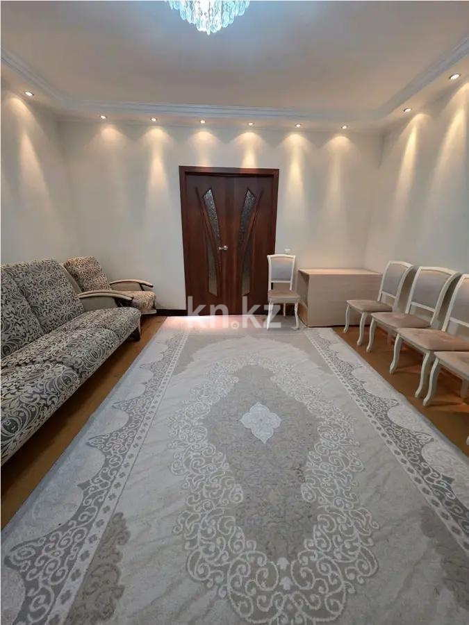 Продажа 2-комнатной квартиры, 65 м², ул. Сауран, дом  3/1 в Астане