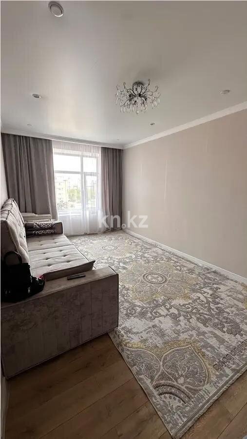 Продажа 2-комнатной квартиры, 61 м² в Караганде