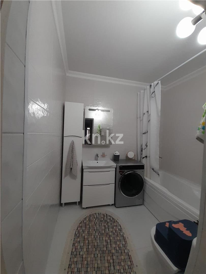 Продажа 3-комнатной квартиры, 99.6 м², ул. Сейфуллина в Астане - фото 12